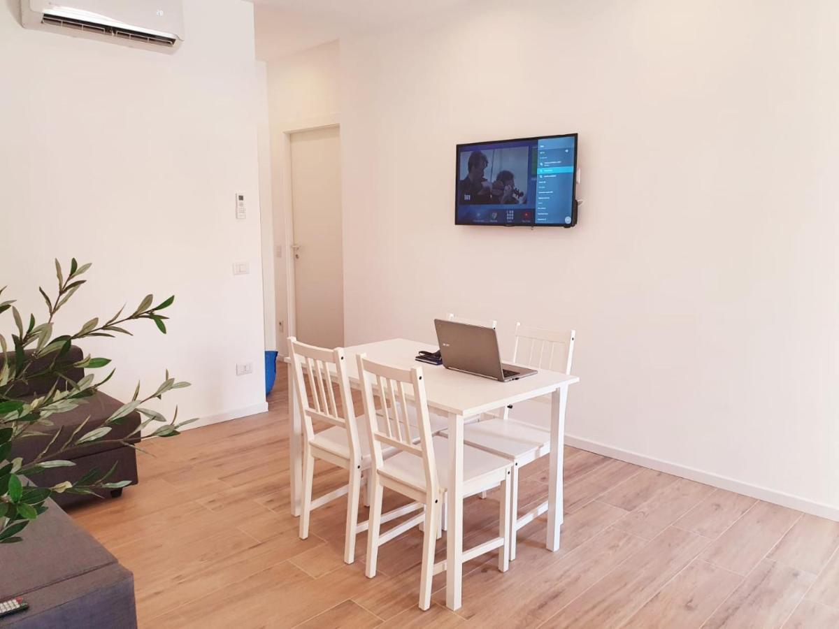 Beach Apartments Marina Di Ragusa Exterior photo